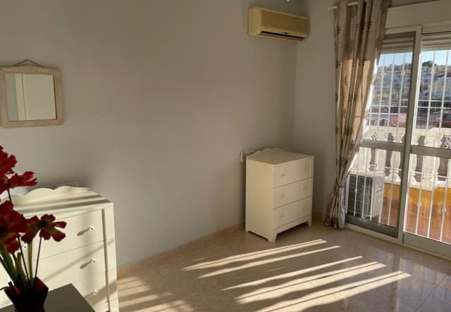 Casa de 2 habitaciones en Villamartin, Orihuela en venta con piscina - 189.995 € (Ref: 9730562)