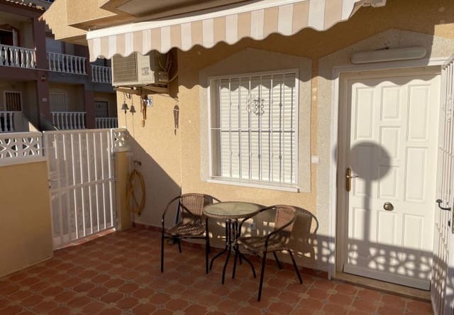 Casa de 2 habitaciones en Villamartin, Orihuela en venta con piscina - 189.995 € (Ref: 9730562)