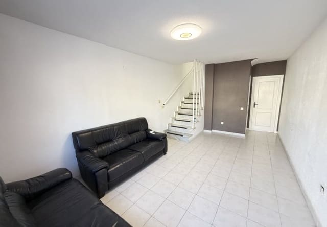 Casa de 2 habitaciones en La Florida, Orihuela en venta con piscina - 169.995 € (Ref: 9730564)