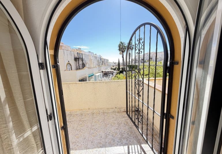 2 soverom Hus til salgs i La Florida med svømmebasseng - € 169 995 (Ref: 9730564)