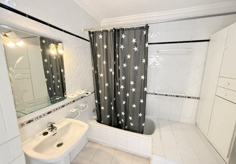 2 soverom Hus til salgs i La Florida med svømmebasseng - € 169 995 (Ref: 9730564)