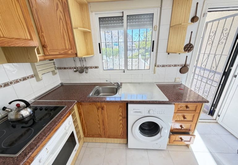 2 soverom Hus til salgs i La Florida med svømmebasseng - € 169 995 (Ref: 9730564)