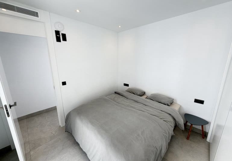 Chalet de 4 habitaciones en Villamartin en venta con piscina - 595.000 € (Ref: 9730566)