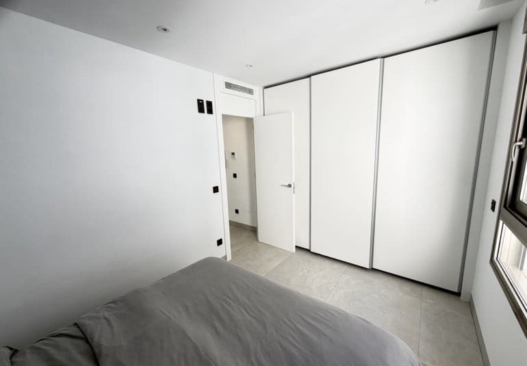 Chalet de 4 habitaciones en Villamartin en venta con piscina - 595.000 € (Ref: 9730566)