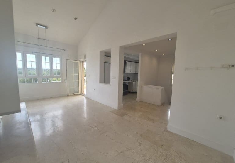 4 bedroom Villa for sale in Las Ramblas Golf with pool - € 299,000 (Ref: 9730567)