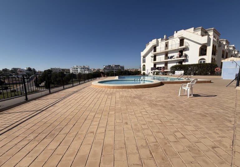 2 bedroom Apartment for sale in La Zenia with pool - € 190,000 (Ref: 9730568)
