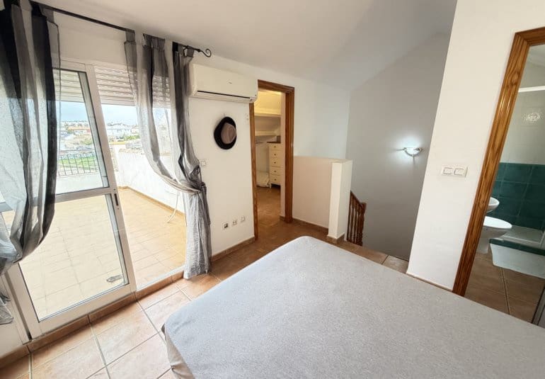 2 bedroom Bungalow for sale in Cabo Roig with pool - € 235,000 (Ref: 9730569)