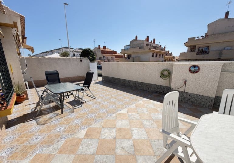 4 bedroom Bungalow for sale in La Zenia with pool - € 289,000 (Ref: 9730572)