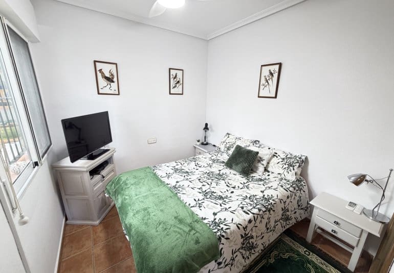 4 bedroom Bungalow for sale in La Zenia with pool - € 289,000 (Ref: 9730572)