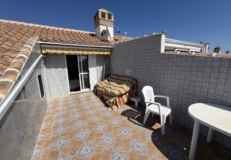 4 bedroom Bungalow for sale in La Zenia with pool - € 289,000 (Ref: 9730572)