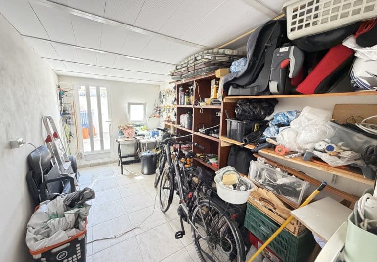 4 bedroom Bungalow for sale in La Zenia with pool - € 289,000 (Ref: 9730572)