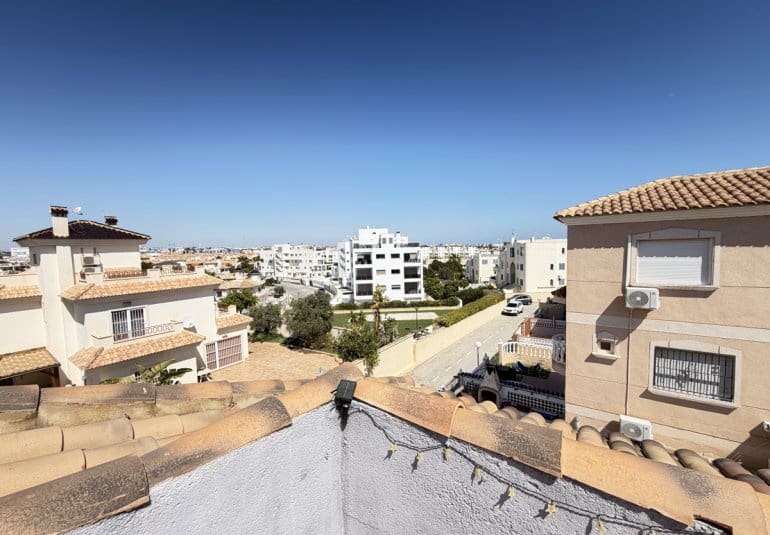3 bedroom Apartment for sale in La Zenia - € 189,995 (Ref: 9730573)