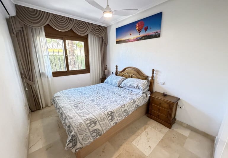 2 camera da letto Bungalow in vendita in Villamartin con piscina - 199.995 € (Rif: 9730574)