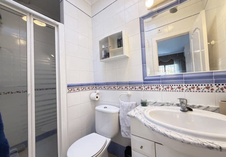 2 camera da letto Bungalow in vendita in Villamartin con piscina - 199.995 € (Rif: 9730574)