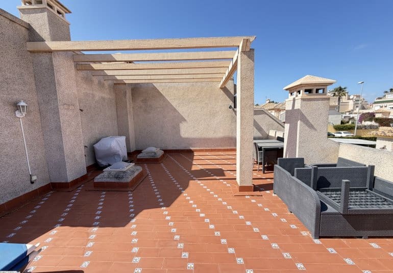 2 camera da letto Bungalow in vendita in Villamartin con piscina - 199.995 € (Rif: 9730574)
