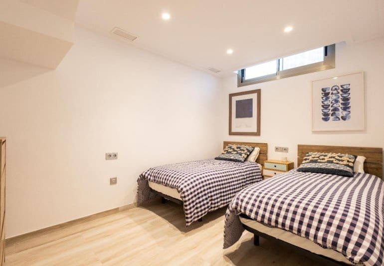 4 camera da letto Villa in vendita in Orihuela Costa con piscina - 490.000 € (Rif: 9737802)