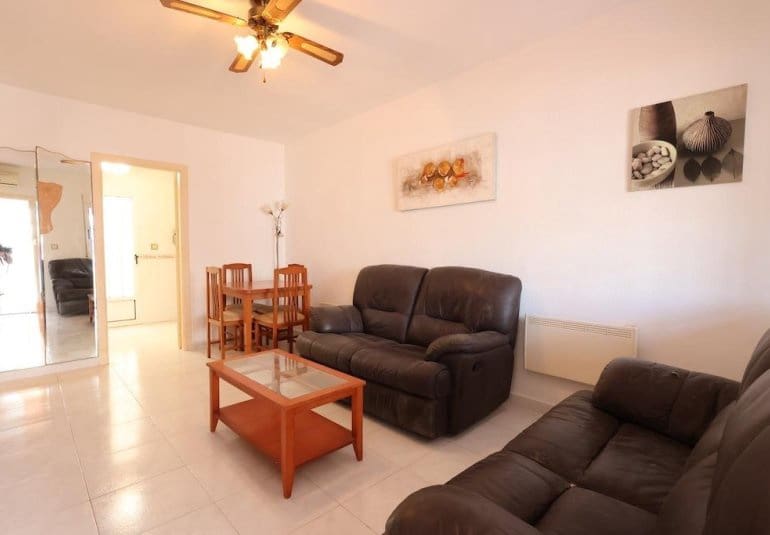 2 chambre Bungalow à vendre à Torrevieja avec piscine - 143 000 € (Ref: 9737803)