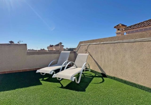 Casa de 2 habitaciones en Villamartin, Orihuela en venta con piscina - 289.900 € (Ref: 9737804)