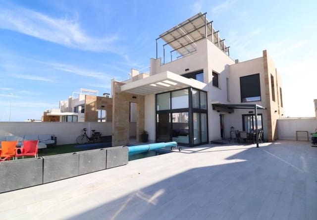 3 soverom Villa til salgs i Lomas de Cabo Roig - Los Dolses, Orihuela - € 450 000 (Ref: 9737806)
