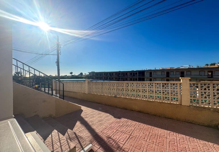 Apartamento de 1 habitación en Villamartin en venta - 115.000 € (Ref: 9737807)