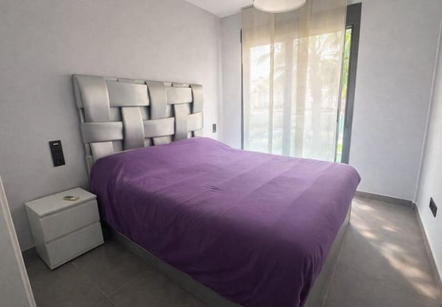 2 bedroom Penthouse for sale in Punta Prima, Torrevieja with pool - € 269,900 (Ref: 9737808)