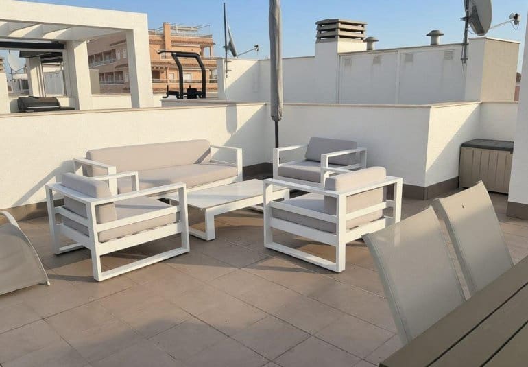 2 Zimmer Penthouse zu verkaufen in Punta Prima mit Pool - 279.900 € (Ref: 9737808)