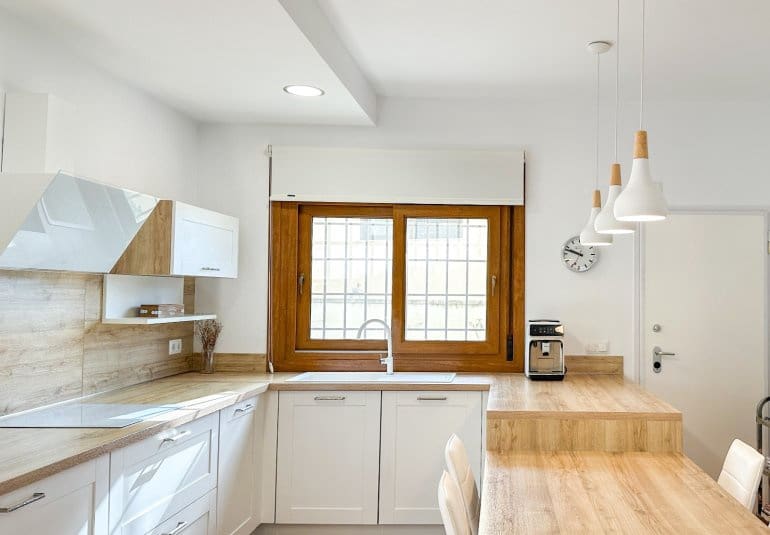 7 bedroom Villa for sale in Dehesa de Campoamor with pool - € 1,349,000 (Ref: 9737809)