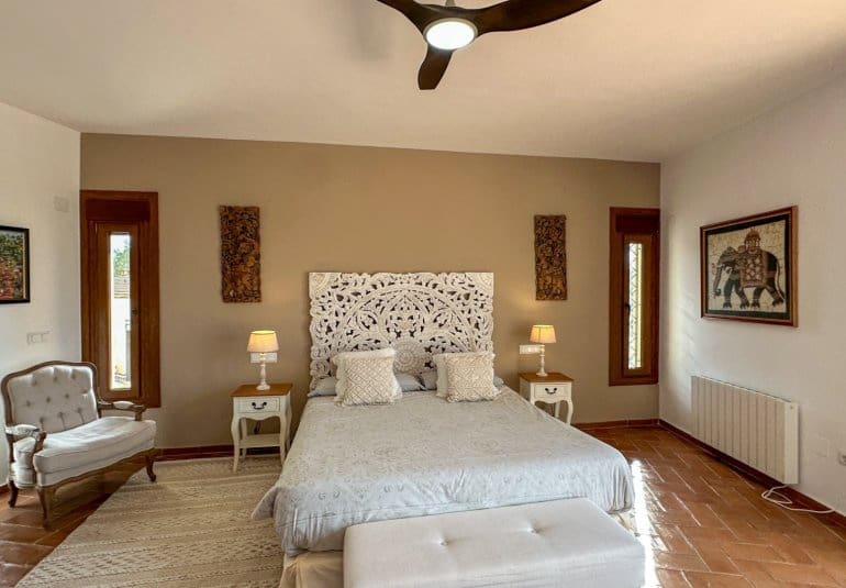 7 bedroom Villa for sale in Dehesa de Campoamor with pool - € 1,349,000 (Ref: 9737809)