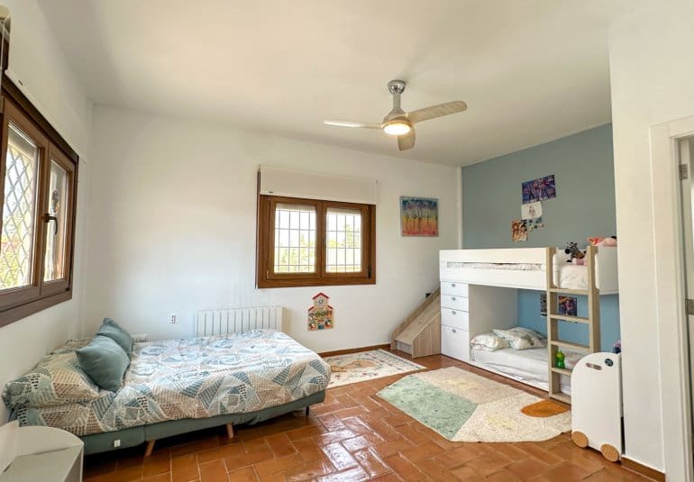 7 bedroom Villa for sale in Dehesa de Campoamor with pool - € 1,349,000 (Ref: 9737809)