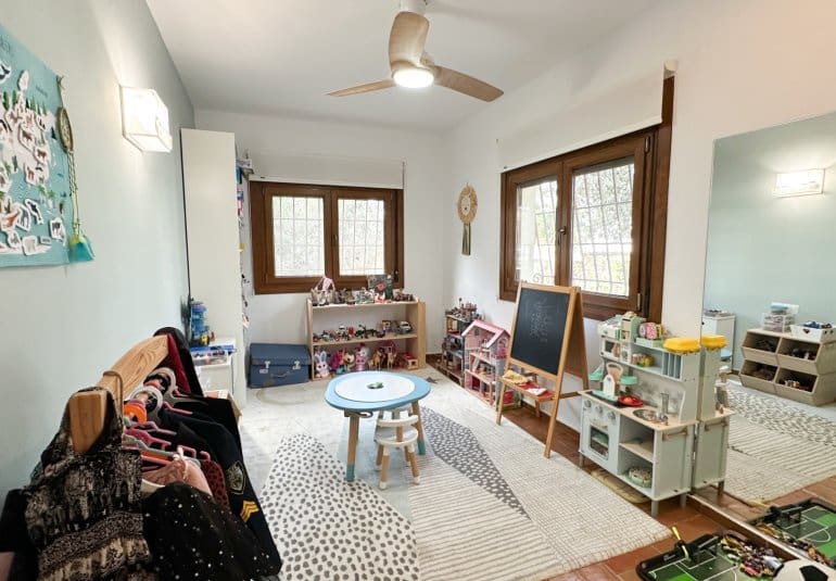 7 bedroom Villa for sale in Dehesa de Campoamor with pool - € 1,349,000 (Ref: 9737809)