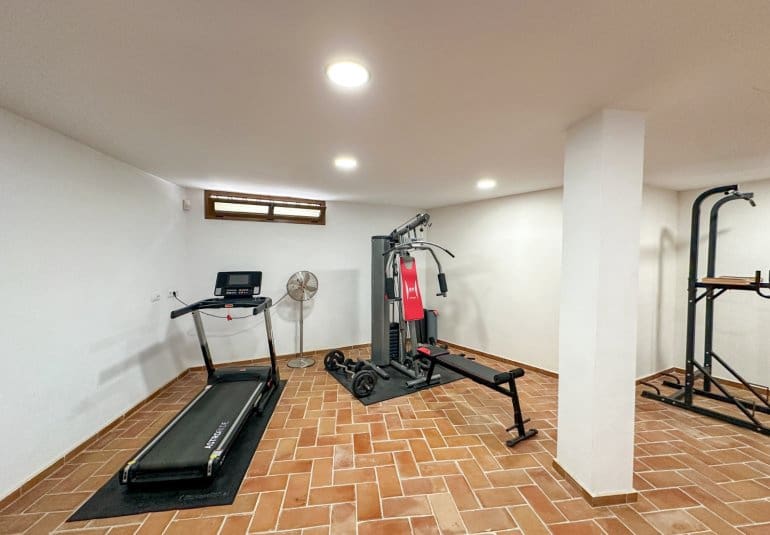7 Zimmer Villa zu verkaufen in Dehesa de Campoamor mit Pool - 1.349.000 € (Ref: 9737809)