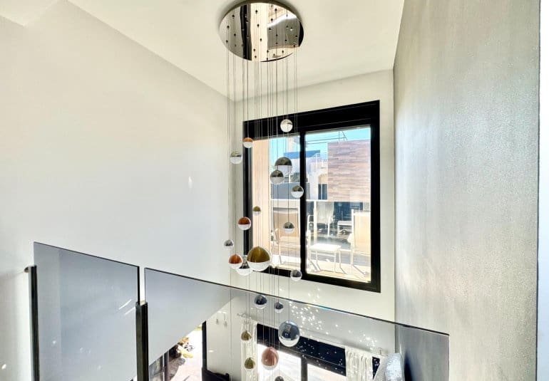 4 bedroom Villa for sale in Orihuela Costa with pool - € 750,000 (Ref: 9737810)