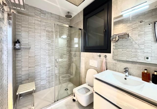 4 soverom Villa til salgs i Lomas de Cabo Roig - Los Dolses, Orihuela med svømmebasseng - € 750 000 (Ref: 9737810)