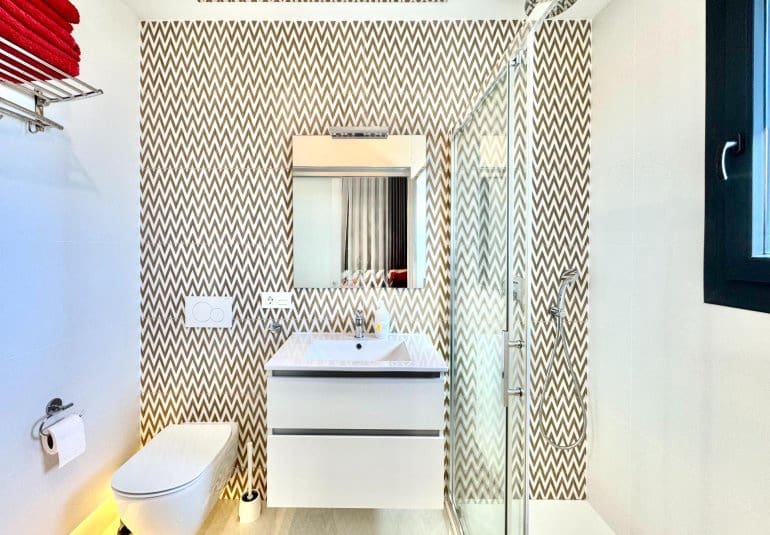 4 bedroom Villa for sale in Orihuela Costa with pool - € 750,000 (Ref: 9737810)