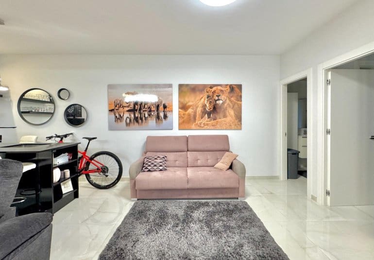 4 bedroom Villa for sale in Orihuela Costa with pool - € 750,000 (Ref: 9737810)