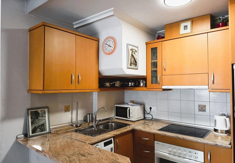 Ático de 2 habitaciones en Cabo Roig en venta con piscina - 219.000 € (Ref: 9737813)