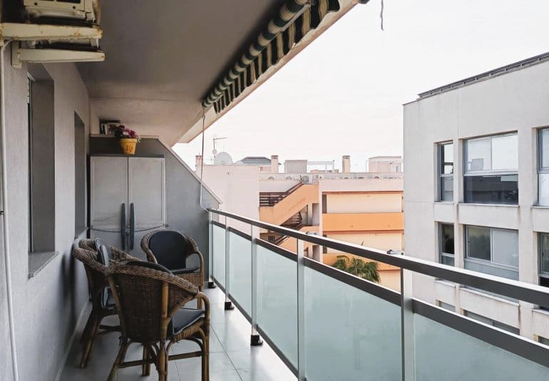 Ático de 2 habitaciones en Cabo Roig en venta con piscina - 219.000 € (Ref: 9737813)