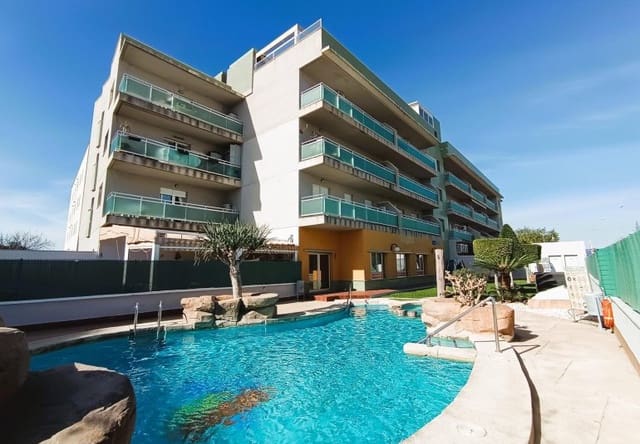 Ático de 2 habitaciones en Cabo Roig, Orihuela en venta con piscina garaje - 219.000 € (Ref: 9737813)