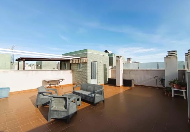 Ático de 2 habitaciones en Cabo Roig, Orihuela en venta con piscina garaje - 219.000 € (Ref: 9737813)