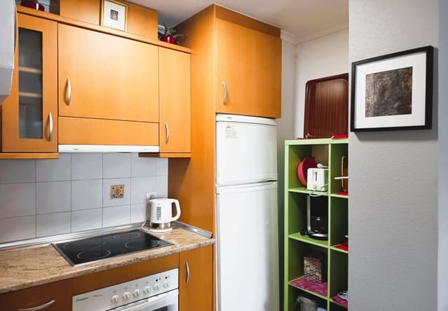2 soverom Penthouse til salgs i Cabo Roig, Orihuela med svømmebasseng garasje - € 219 000 (Ref: 9737813)
