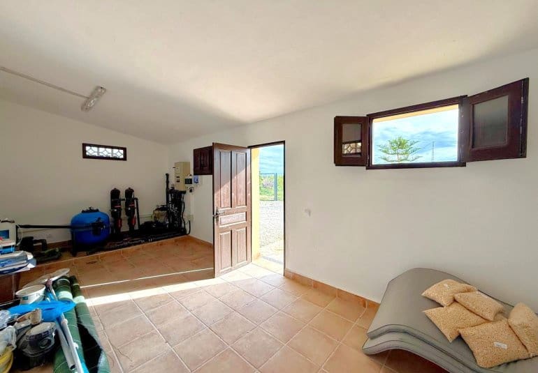 3 bedroom Villa for sale in San Miguel de Salinas with pool - € 1,290,000 (Ref: 9737815)