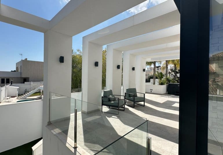 4 camera da letto Villa in vendita in Villamartin con piscina - 2.950.000 € (Rif: 9737816)