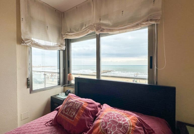 4 Zimmer Apartment zu verkaufen in Torrevieja mit Pool - 680.000 € (Ref: 9737817)