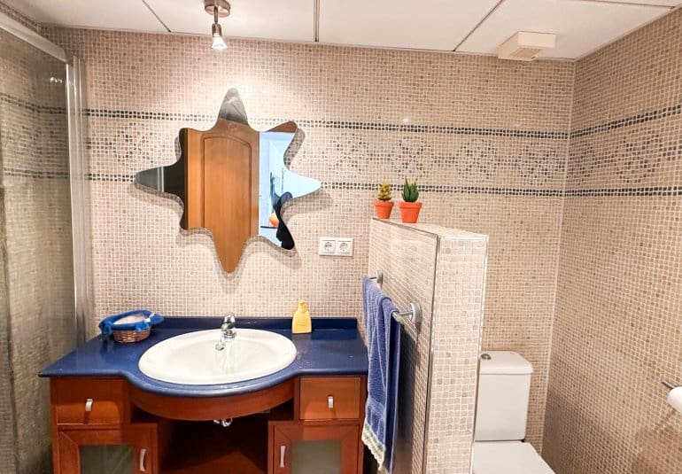 4 Zimmer Apartment zu verkaufen in Torrevieja mit Pool - 680.000 € (Ref: 9737817)