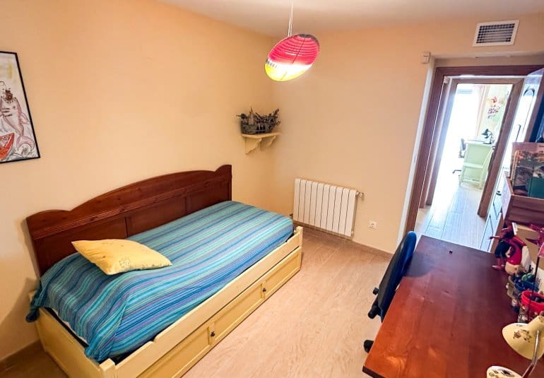 4 Zimmer Apartment zu verkaufen in Torrevieja mit Pool - 680.000 € (Ref: 9737817)