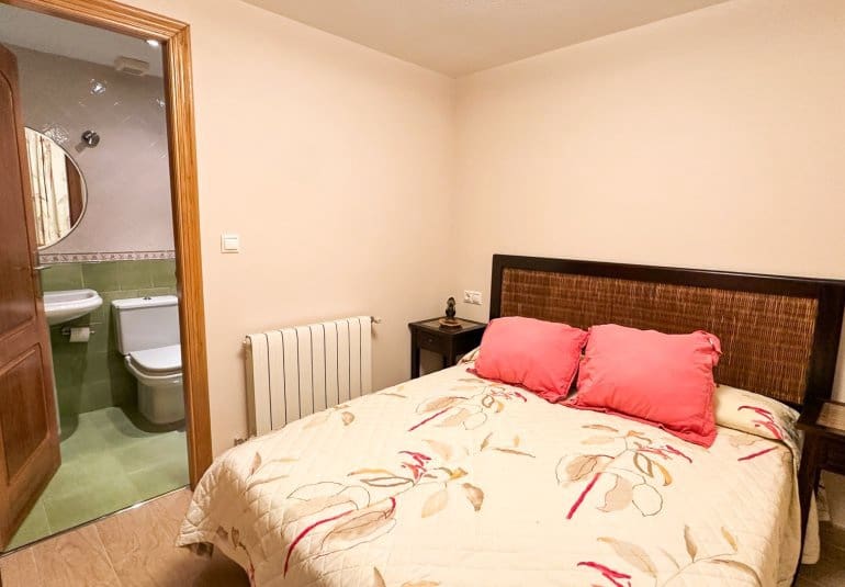 4 Zimmer Apartment zu verkaufen in Torrevieja mit Pool - 680.000 € (Ref: 9737817)