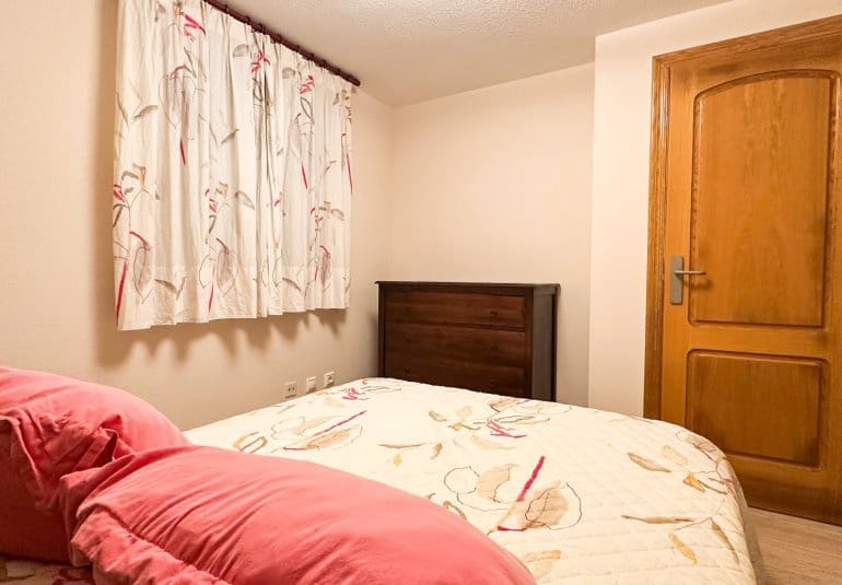 4 Zimmer Apartment zu verkaufen in Torrevieja mit Pool - 680.000 € (Ref: 9737817)