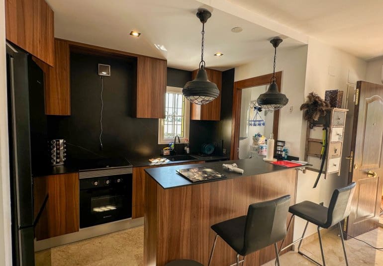 Apartamento de 3 habitaciones en Villamartin en venta con piscina - 319.000 € (Ref: 9737820)