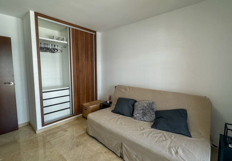 Apartamento de 3 habitaciones en Villamartin en venta con piscina - 319.000 € (Ref: 9737820)