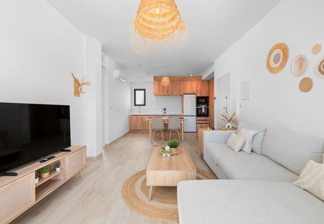 Apartamento de 2 habitaciones en San Miguel de Salinas en venta con piscina - 259.950 € (Ref: 9737821)